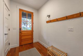 Evergreen Retreat AB 30 Night Minimum - 2