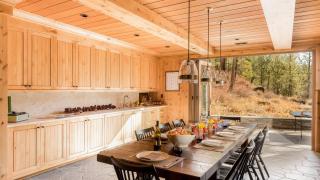 Hunter by AvantStay Award-Winning Riverfront Cabin 5 Minutes from Palisades - Olympic Valley - 3