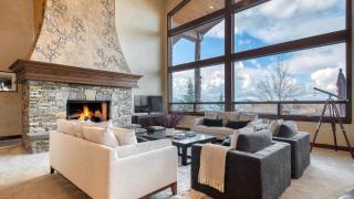 High Meadow by AvantStay Alpine Views w Indoor Pool Hot Tub Open Floor Plan - 8