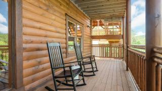 Ridge View by AvantStay15mins from Pigeon Forge w Pavilion Indoor Pool Hot Tub - 1