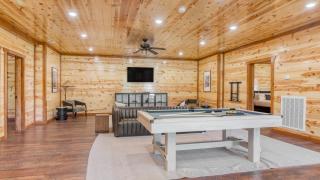 Ridge View by AvantStay15mins from Pigeon Forge w Pavilion Indoor Pool Hot Tub - 4