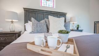 5 Acre Estate w Lake Pool Hot Tub De Luz by AvantStay - 3