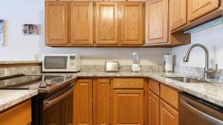 Riverside Condos D01 by AvantStay Condo Close To Downtown Town Park Ski Lift 8 - 1