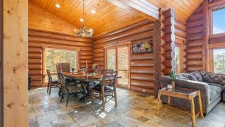 0.5mi to the Lake Deck w Views Poker Table Eagle Ridge Retreat by AvantStay - 1