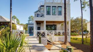 Seagrove Manor by AvantStay Free Paddle Boards Lake Front yard Pet Friendly - 8