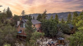 Tanglewood by AvantStay 10mins to Bear Mountain Contemporary Hillside Cabin - 0