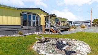 Sunny by the Sound by AvantStay Coastal Escape - 7