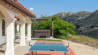 Slice of Heaven by AvantStay Breathtaking Views - 2