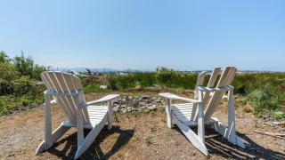 Smugglers Lagoon Beach Cottage by AvantStay - 5