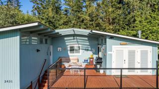 Wolf Beach Cottage by AvantStay Harbor Views - 8