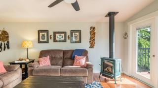 Wolf Beach Cottage by AvantStay Harbor Views - Langley - 4