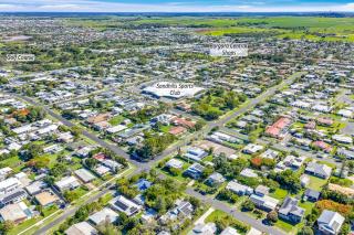 The Cottage 16 Clarke Street Bargara - 3