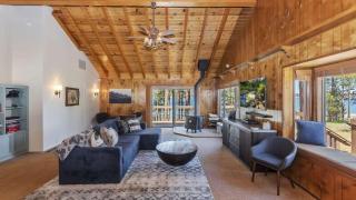 Lakefront Dock Hot Tub Swingset Deck Views Classic Lake House by AvantStay - 8