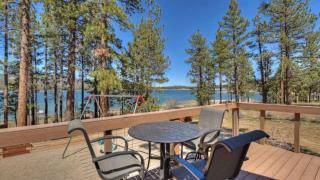 Lakefront Dock Hot Tub Swingset Deck Views Classic Lake House by AvantStay - 7