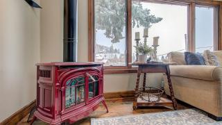 Hillside Overlook by AvantStay Quiet Mountain Getaway w Incredible Views - 2