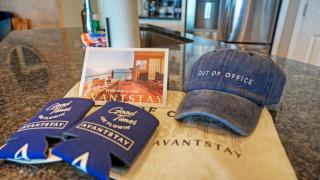 Waterfront Shared Boat Dock Pool w Views Ariel’s Grotto by AvantStay - 4