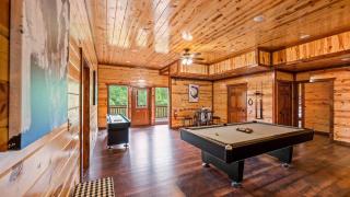 Smokey’s Paradise by AvantStay Sleeps 22 Pool - 6