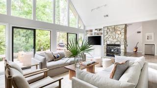 Sea Pine by AvantStay Private Modern Home Surrounded in Lush Greenery Close to Beach - 9