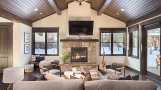 Modern Mountain Home w Cozy Fire Pit 15 Mins frm Northstar Maple by AvantStay - 8