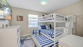 Baydream Believer by AvantStay Pool Views - Port Aransas - 4