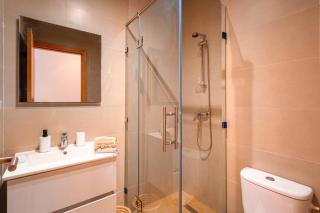 Appartement de charme vue piscine et espace vert - 2