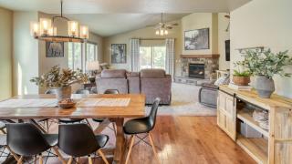 Hot Tub Air Hockey Foosball Deck Lounge Near Sunriver Mt. Bachelor Skiing - 2