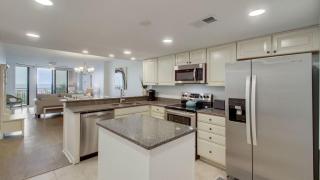 322 D Shipwatch by AvantStay Community Pool Access Close to Beach - 7