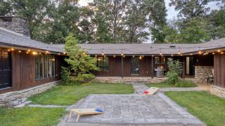 Amber Lodge by AvantStay Pool Firepit Sauna - 9