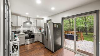 The Tranquil Trails by AvantStay Lake Access Deck Fireplace - 1