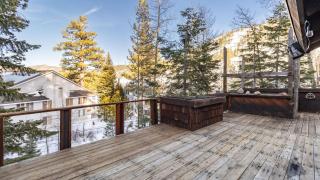 Mt. Jola by AvantStay A 5-minute walk away to Palisades and lifts. - 9