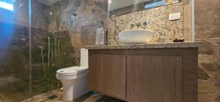 Exclusive, Beautiful & Spacious Penthouse In La Guaira with View - 2