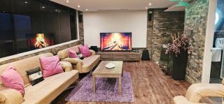 Exclusive, Beautiful & Spacious Penthouse In La Guaira with View - 9