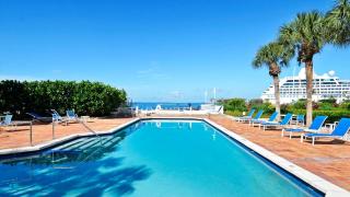 Sundown Refuge by AvantStay Great Location w Patio Outdoor Dining BBQ Shared Pool Week Long Stays - 9