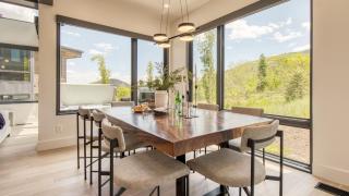 Encore by AvantStayMinutes from the Slopes in PC w Hot Tub - 7