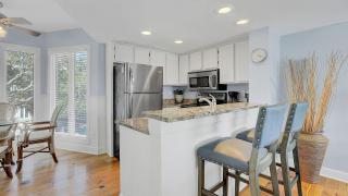 304 E Port O Call by AvantStay Rooftop Deck Incredible Ocean Beach Views - 7