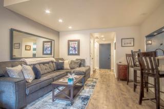 SV124- Walk to lifts and Town-Hot tub & Pool - 8