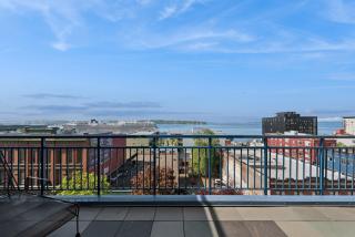 NEW 1BD Belltown Condo - Pool and Sauna - Walk to Pike Place & Space Needle - 0
