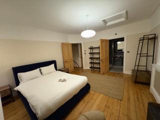 Elegant 3BR Duplex St Johns Wood - London - 4