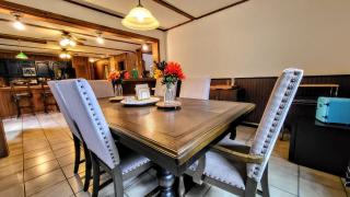 The Wooden Nest by AvantStay Deck Big Yard w Hammocks Fire Pit - 3