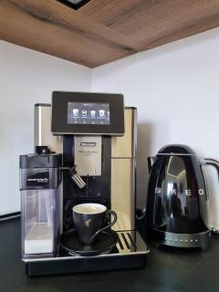 Osijek LUXURY Center Apartment - self check in, 2 parking spaces, balcony, elevator - 7