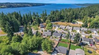 Twin Oaks Retreat by AvantStay Mins to Freeland - 9