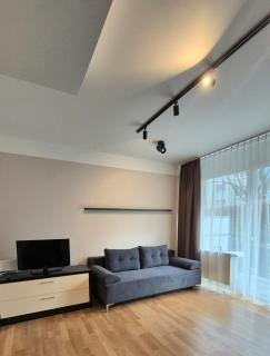 Apartment in upscale district with wellness area - 0