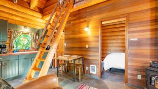 Penn Cove Overlook by AvantStay Cabin w Views - 7