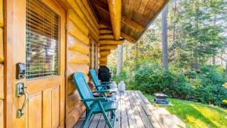 Penn Cove Overlook by AvantStay Cabin w Views - 8