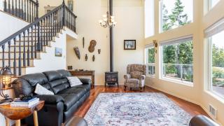 Harborview Getaway by AvantStay Walk to Beach - 5