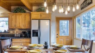 Lakeside in Bearadise by AvantStay Gorgeous Mountain Cabin in Boulder Bay - 3