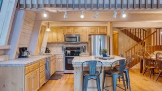 Lundy Bearden Serene Tahoe Retreat with Deck Fireplace and Forest Views - 8