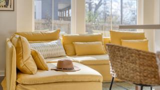 Minutes to Broadway Chic Newly Built 4BDR w Balcony 98 Degrees by AvantStay - 3