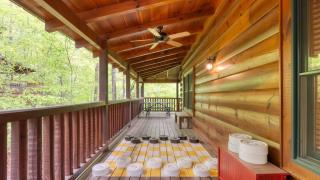 Yesteryear by AvantStay Hot tub 360 Deck Views and Game Room Easy Access - 9