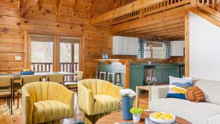 Yesteryear by AvantStay Hot tub 360 Deck Views and Game Room Easy Access - 2